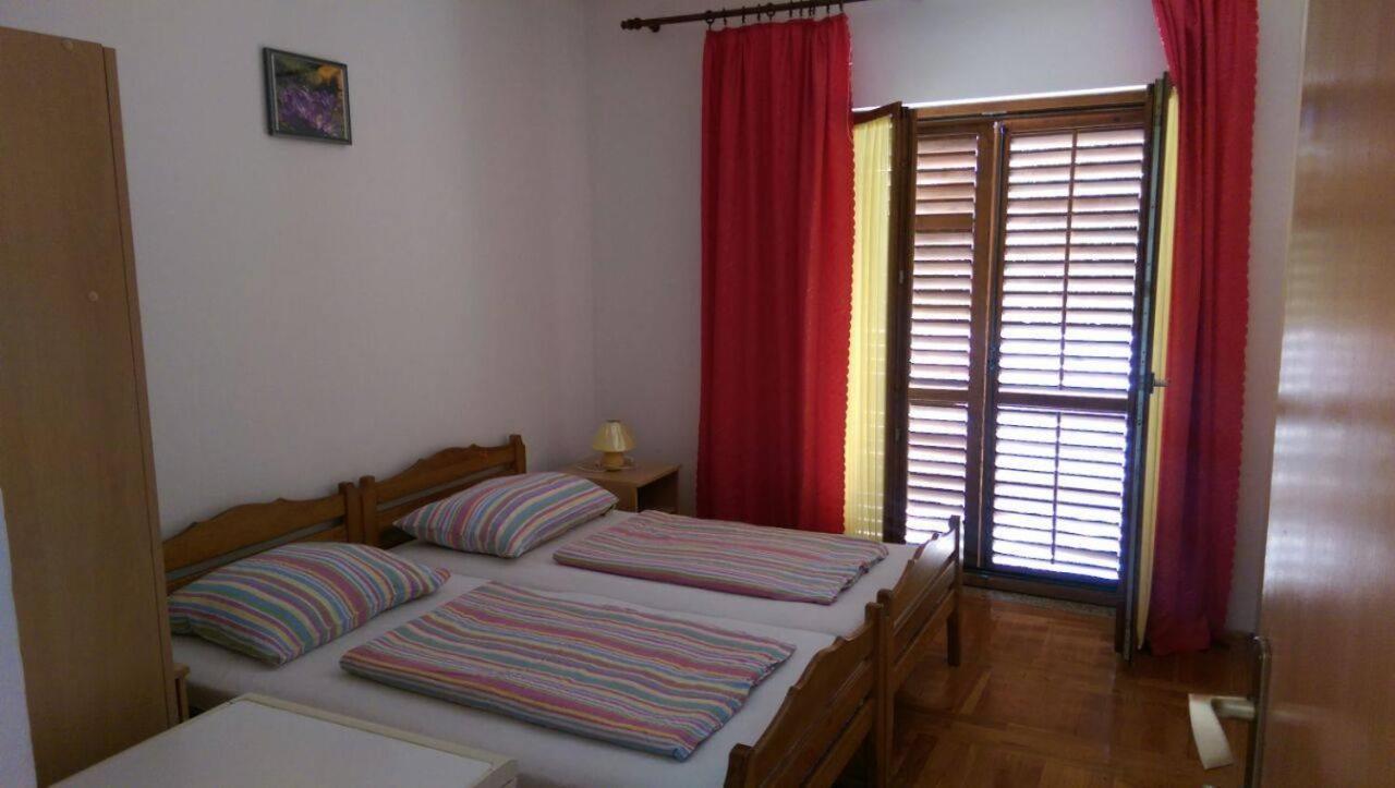 Apartmani Slavica Biograd Na Moru Luaran gambar