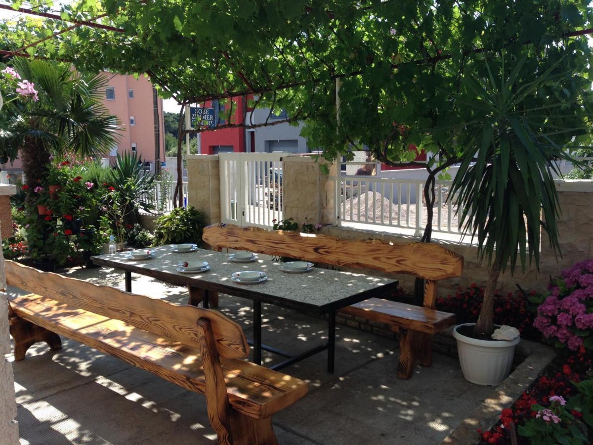 Apartmani Slavica Biograd Na Moru Luaran gambar