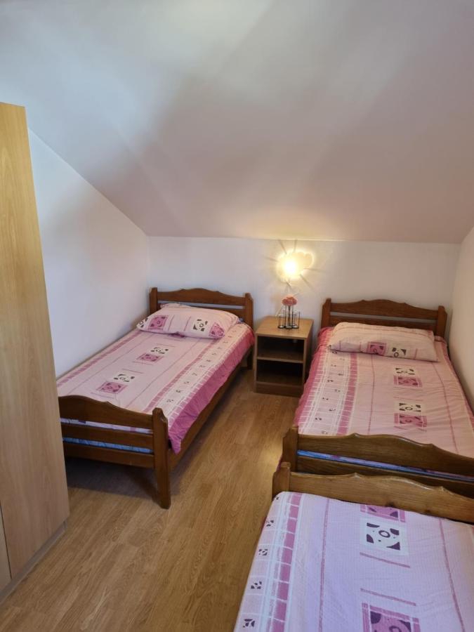 Apartmani Slavica Biograd Na Moru Luaran gambar