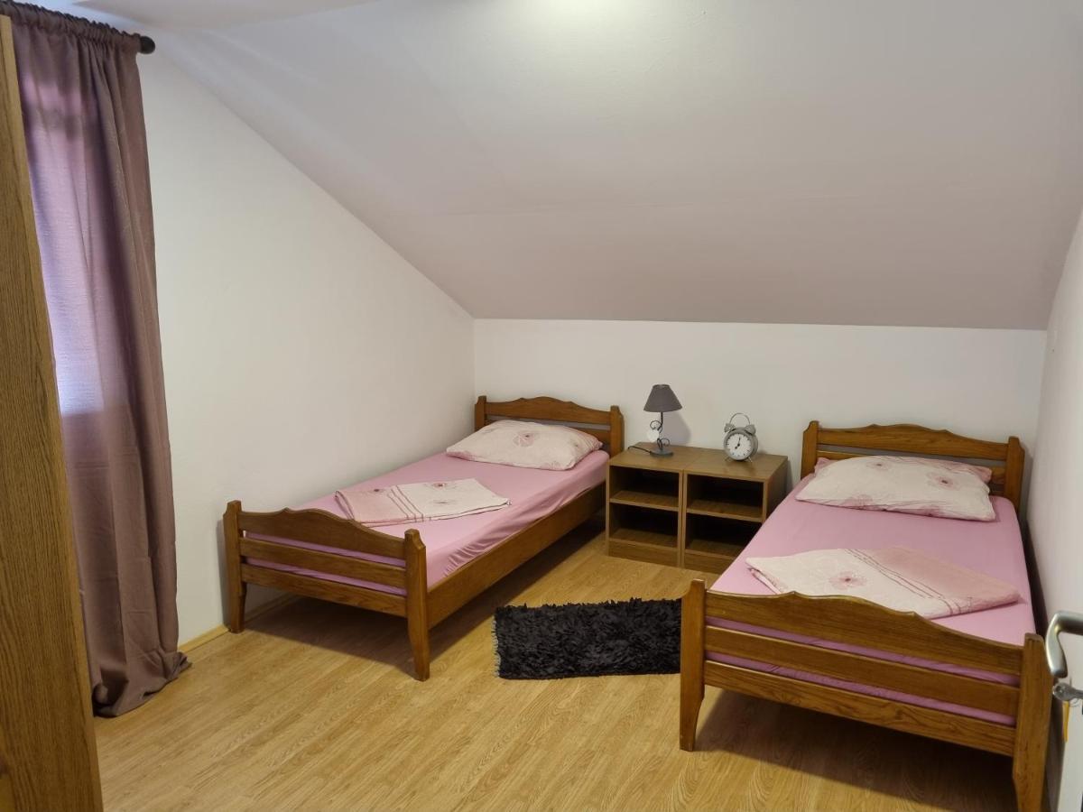 Apartmani Slavica Biograd Na Moru Luaran gambar