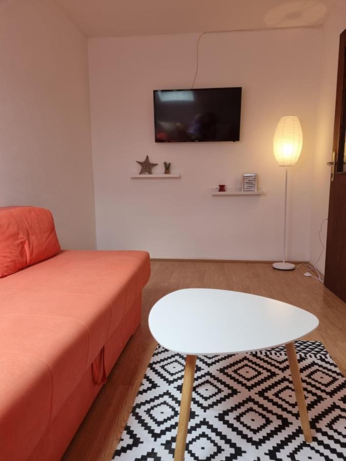 Apartmani Slavica Biograd Na Moru Luaran gambar