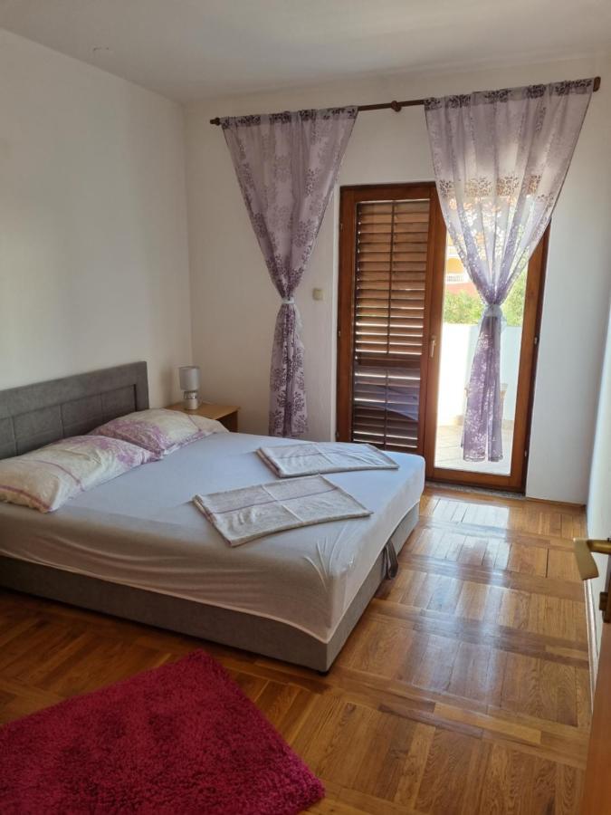 Apartmani Slavica Biograd Na Moru Luaran gambar
